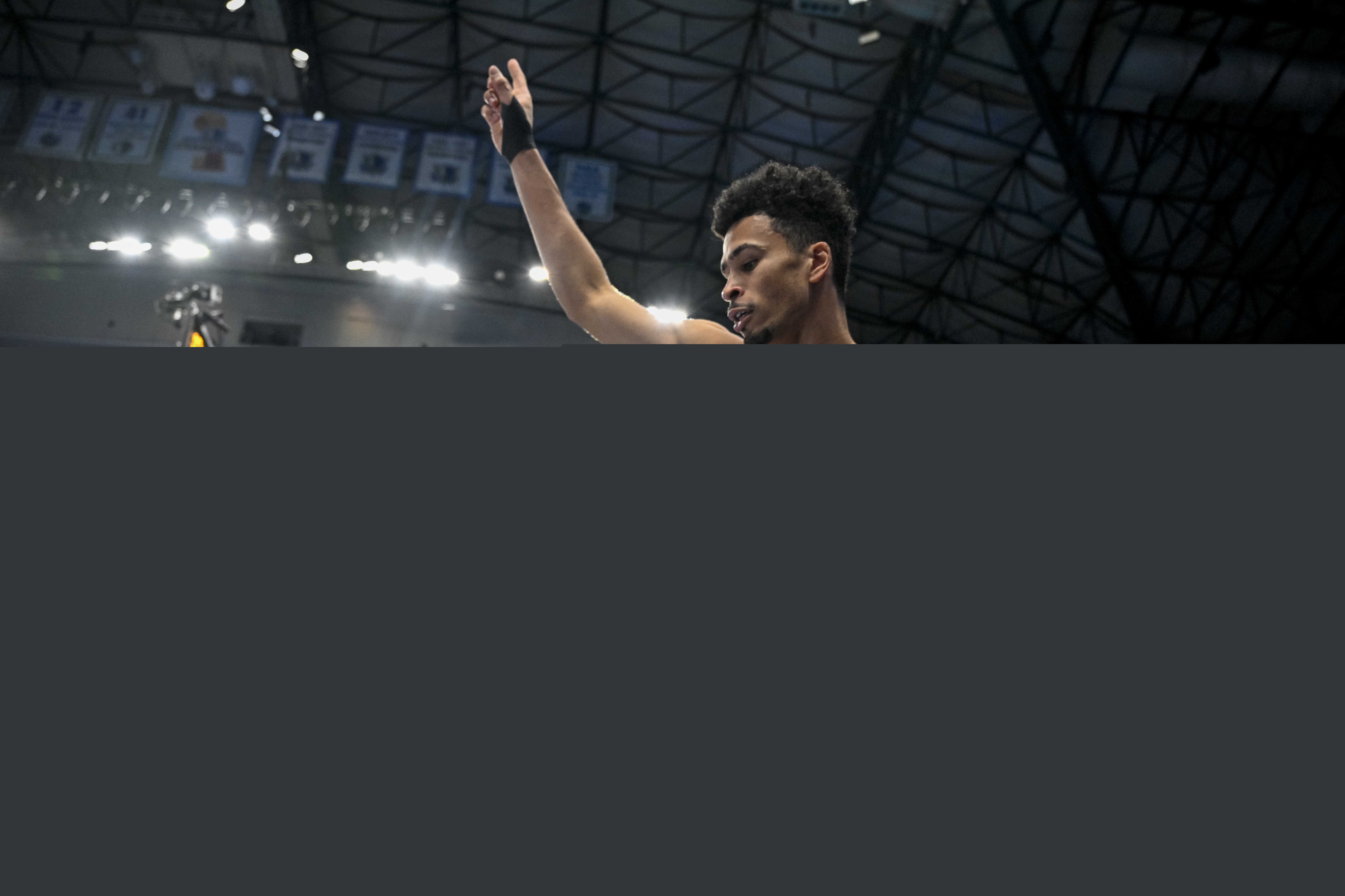 命中率高達(dá)56.3%！開(kāi)拓者三分32投18中卡馬拉和班頓合計(jì)11中8