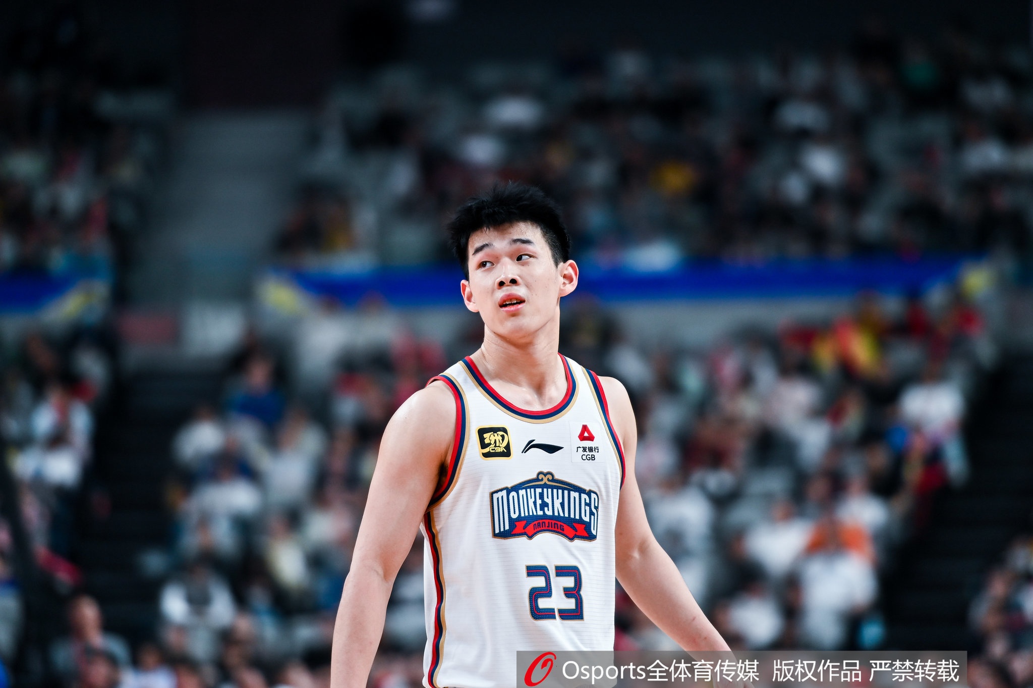 記者：騎士、奇才、獨行俠和籃網(wǎng)有意邀請林葳參加NBA夏聯(lián)