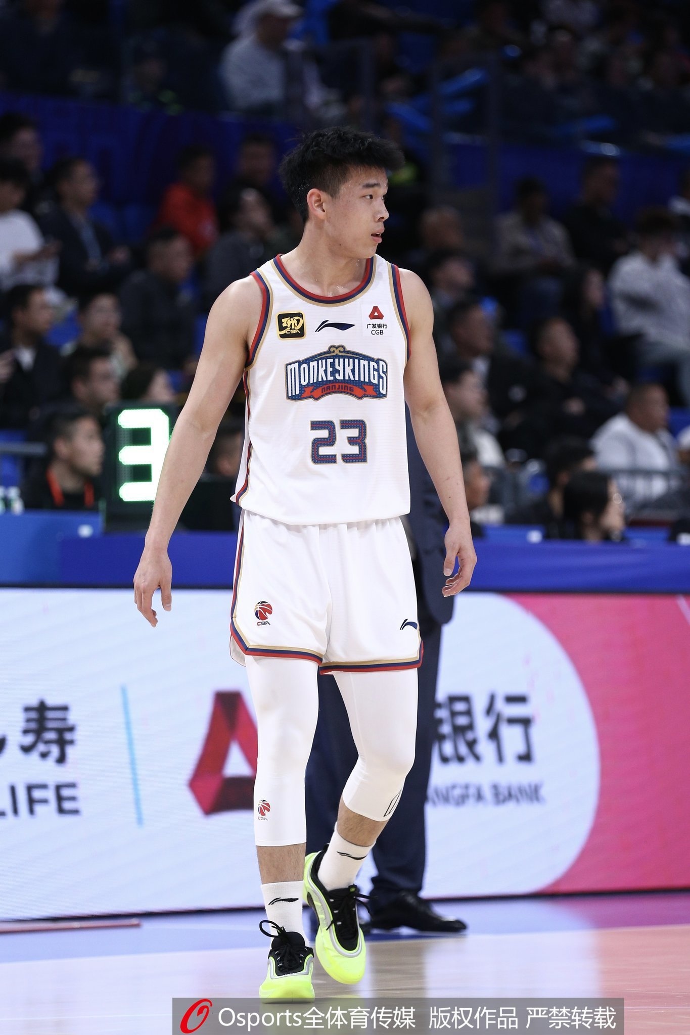 林葳被獨(dú)行俠下屬球隊(duì)選中！媒體人：走出去看看世界找找差距