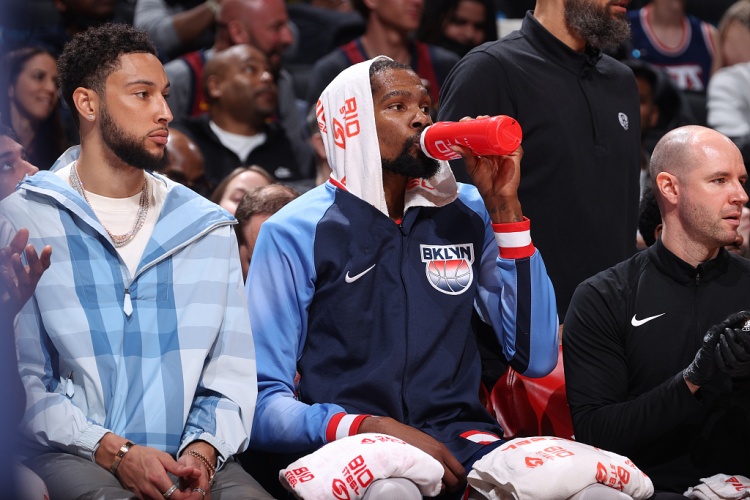 KD：在籃網(wǎng)的大部分時光是美好的即使是我?guī)е?個雙向球員上場